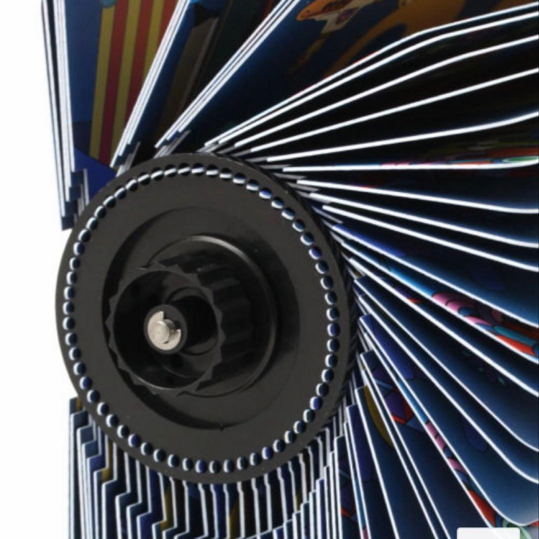 イエローサブマリン ビートルズ　パタパタ時計　置き時計