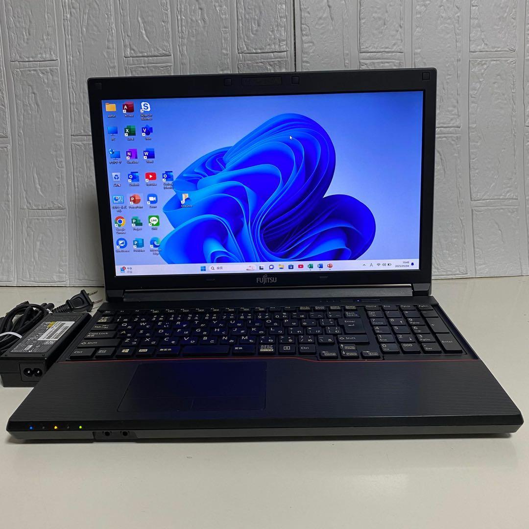 Windows11 オフィス2024年SSD Bluetooth富士通ノートPC