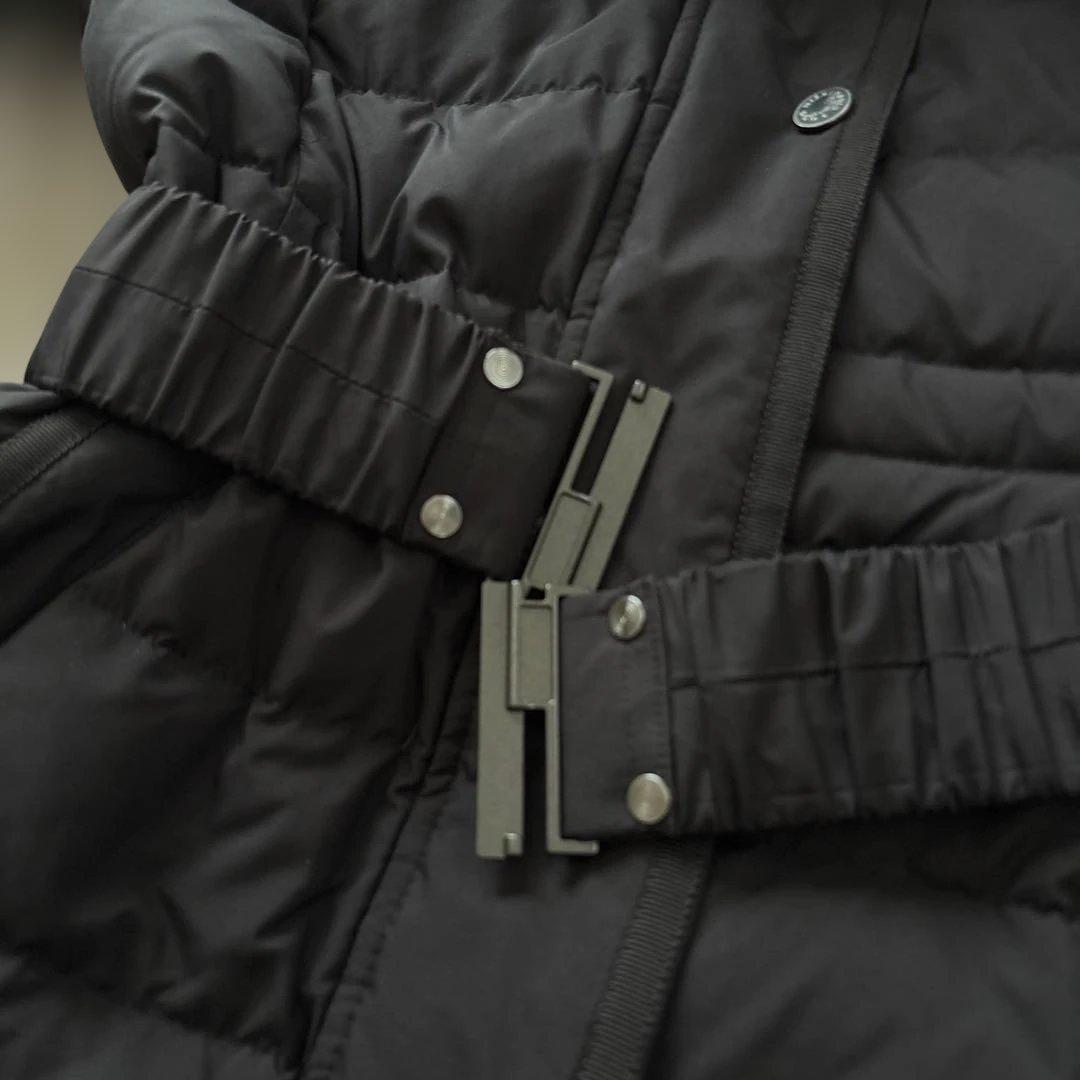 ryo703kato西川 サージロングダウンS 黒　フォックスファー