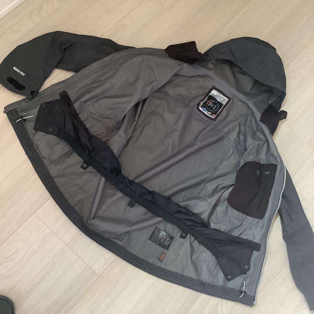 056バートン(AK) 3L BURN JACKET スノーボードジャケットS