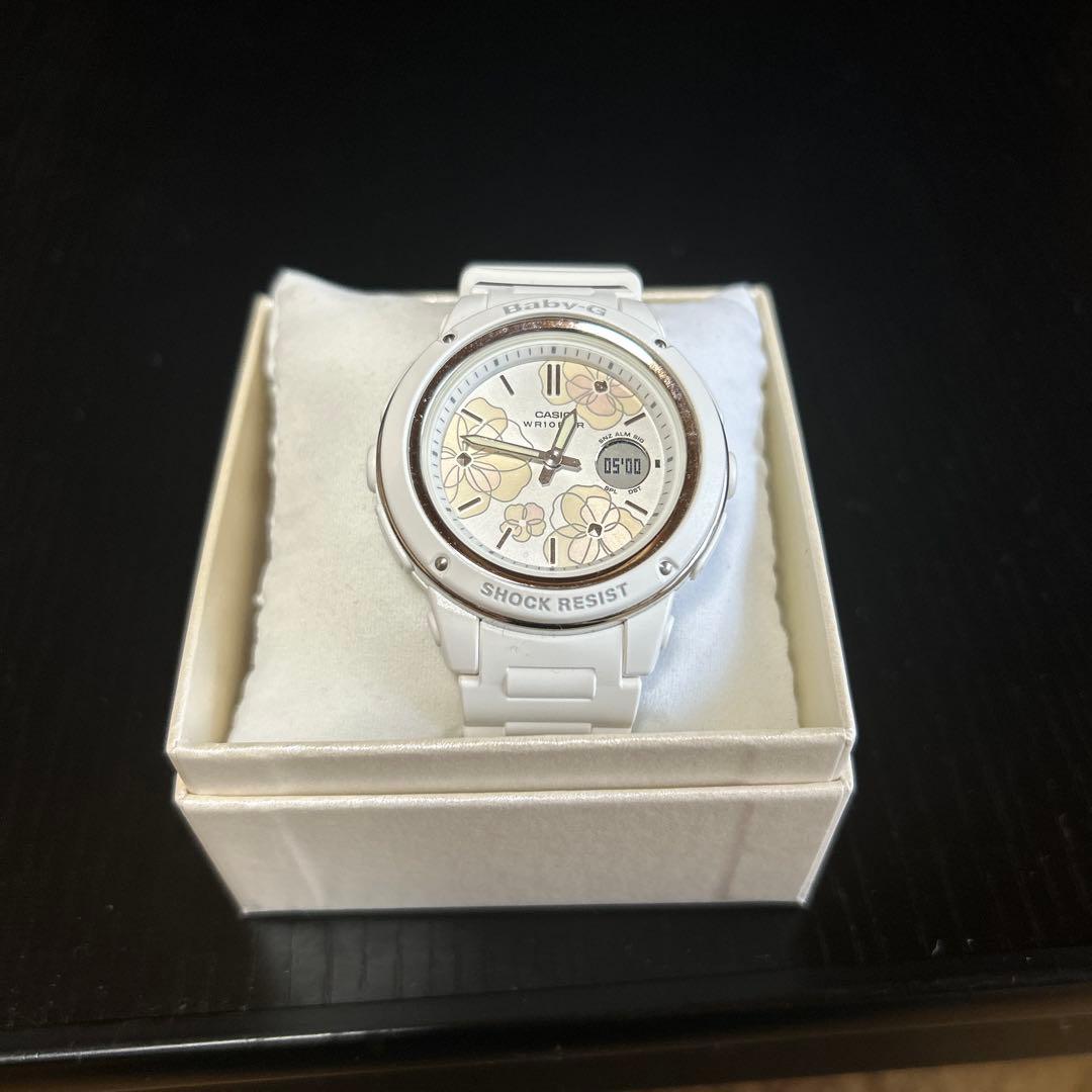G-SHOCK Baby-G　フローラル ダイアル 花柄　ホワイト