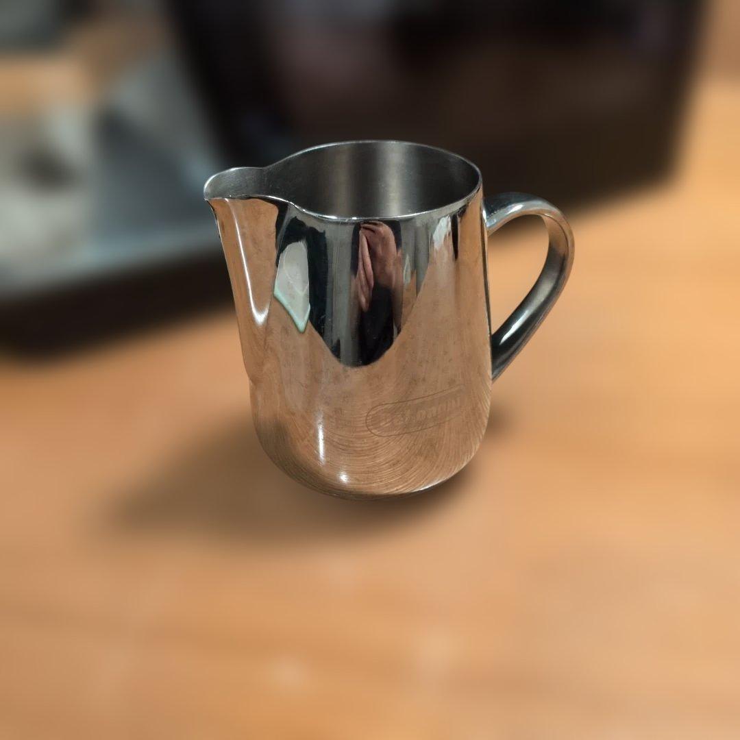 デロンギ Magnifica S ブラック ミルクジャグ付き