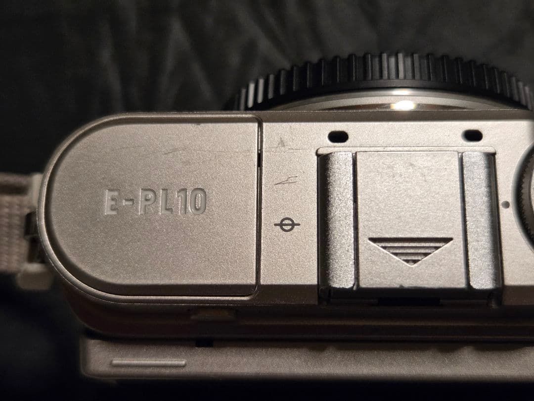 OLYMPUS E-PL10 ブラウン EZダブルズームキット