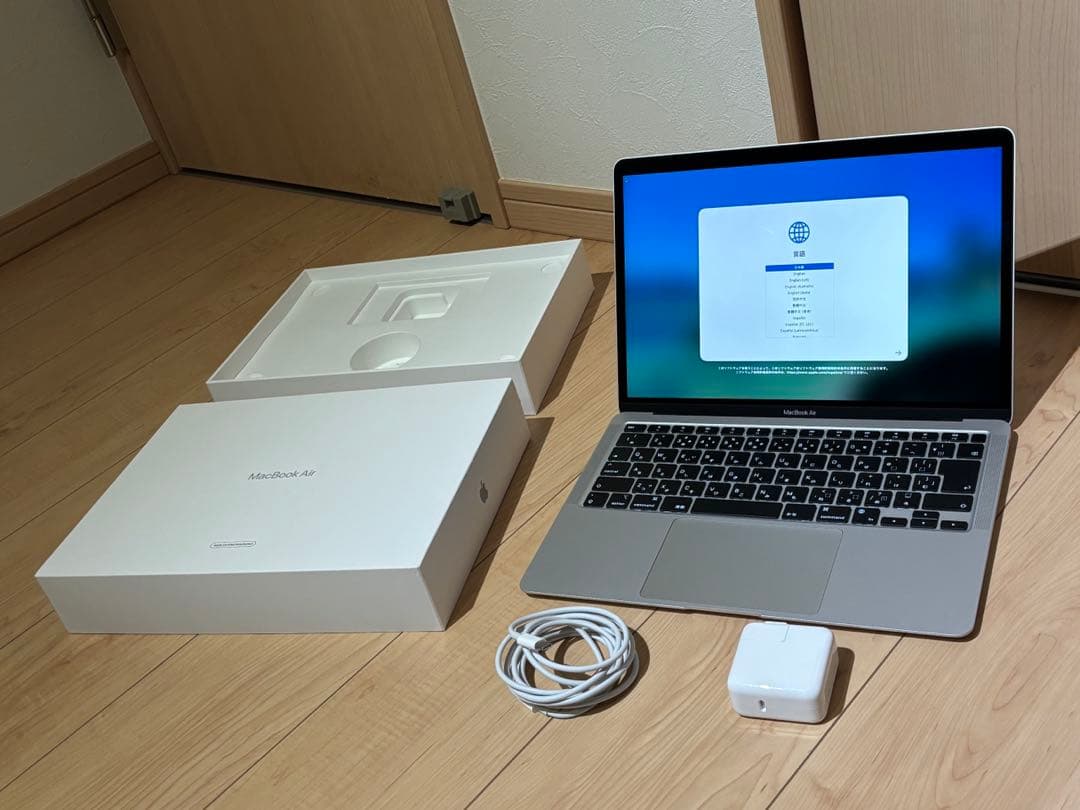 MacBook Air 2020 M1チップ搭載 13インチ シルバー