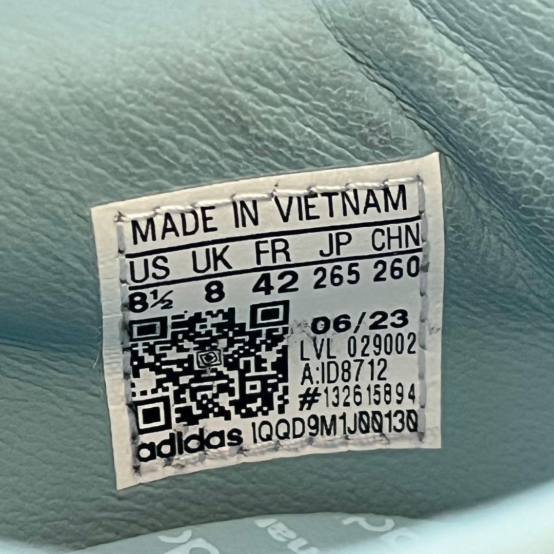 Adidas ファレル・ウィリアムス × アディダス ヒューマンレース サンバ