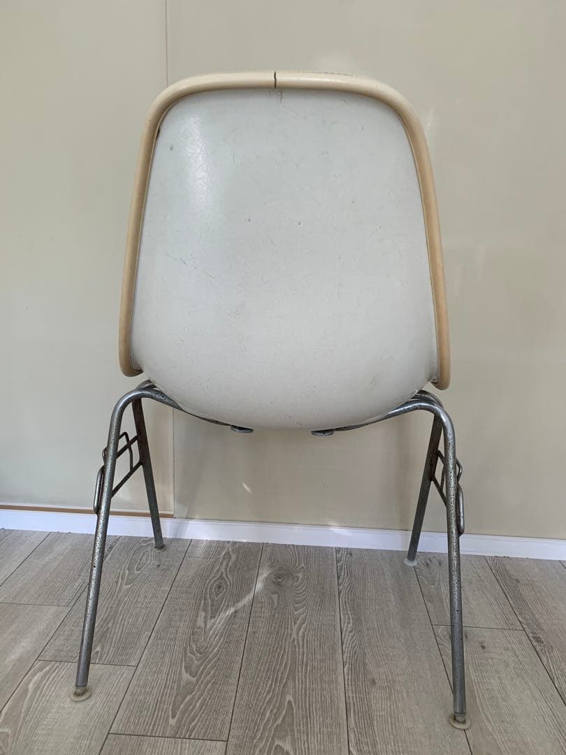 イームズシェルチェア