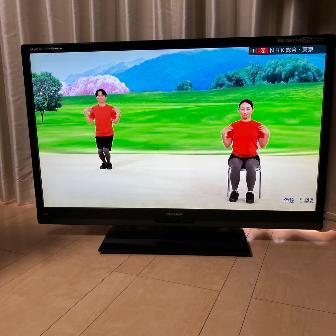 液晶テレビ４０インチ シャープ　2011年製