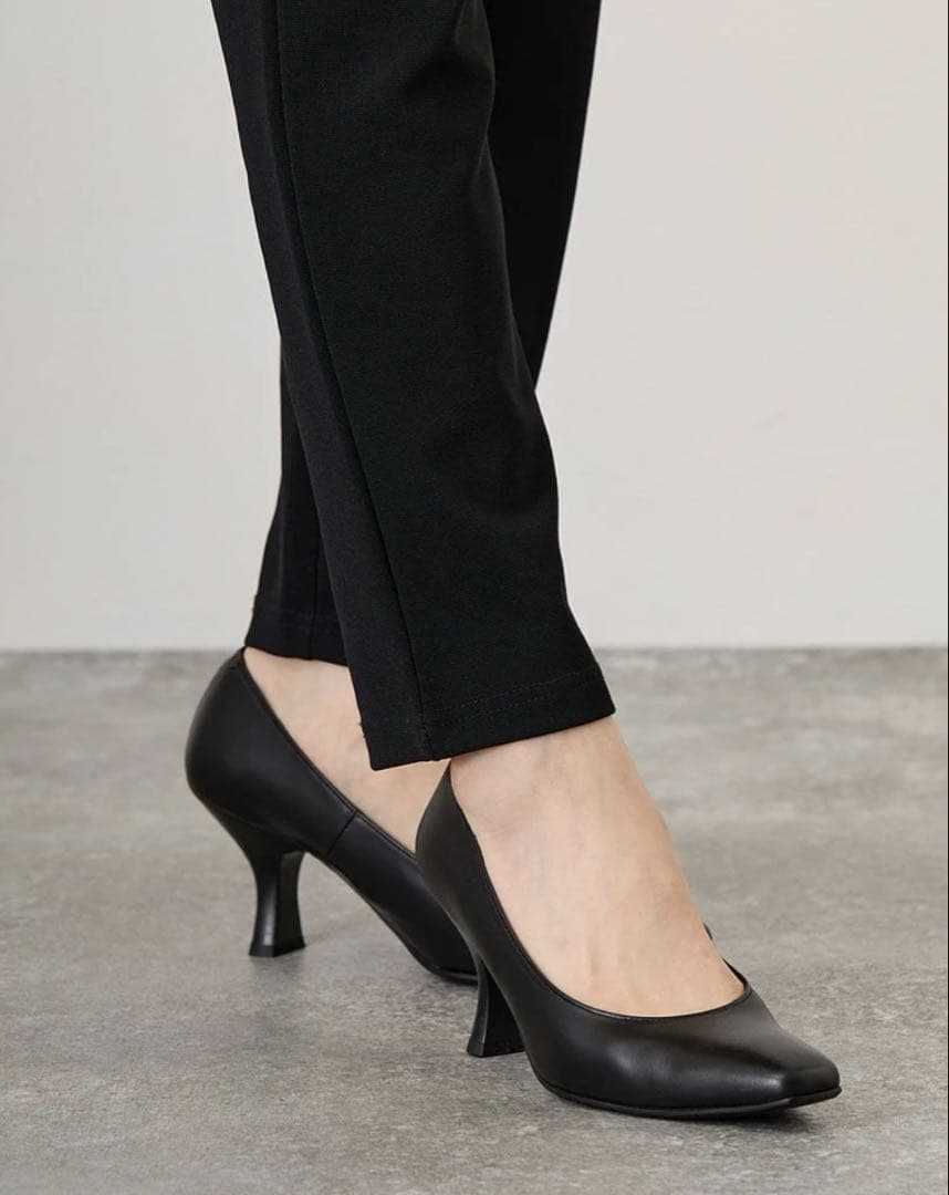 新品＊ワコール　サクセスウォーク　スクエアトゥ 7cm 足長効果