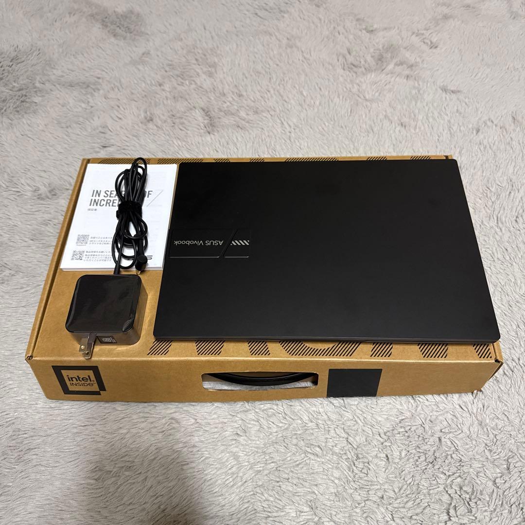 【超美品】ASUS Vivobook14 X1405Z Corei7 512GB