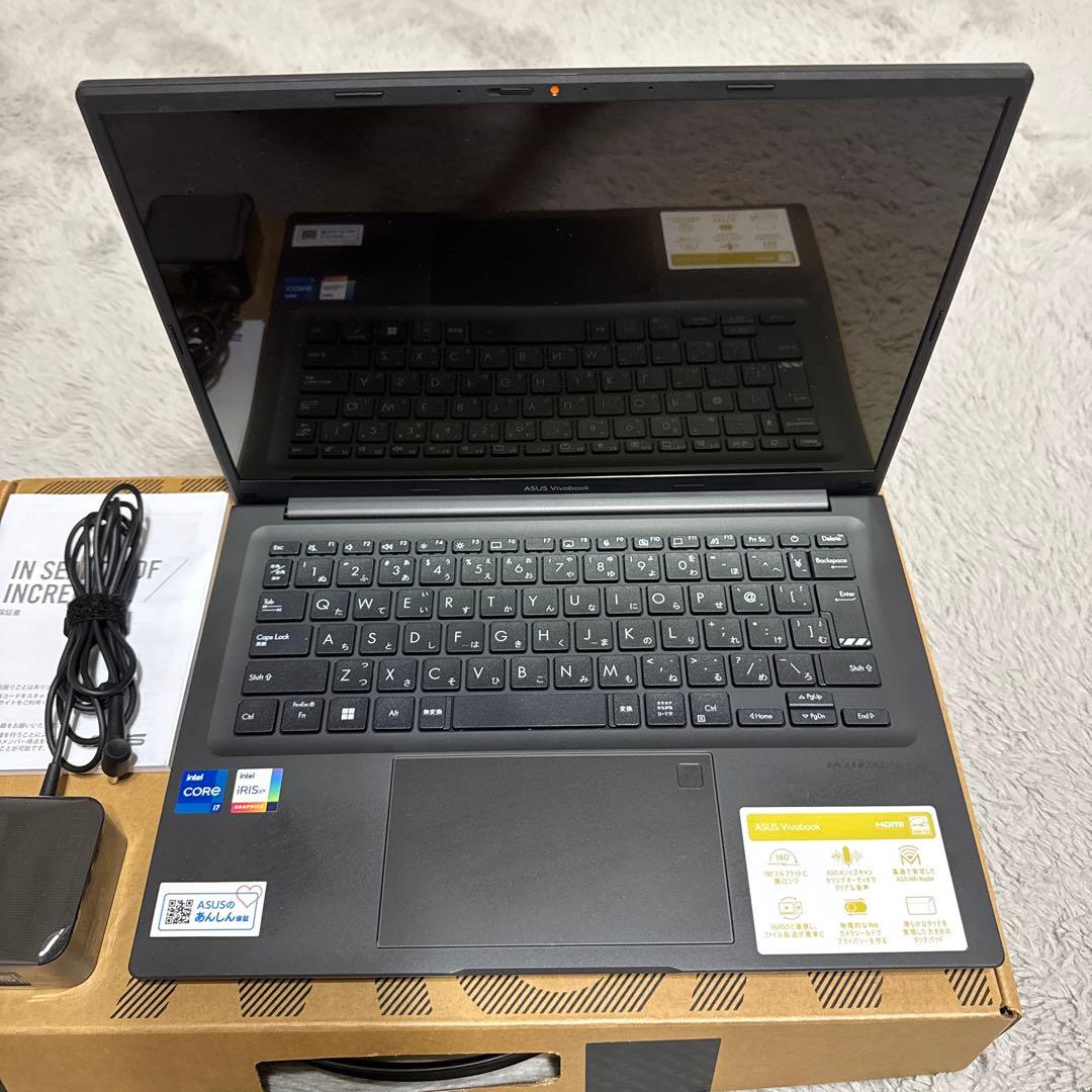 【超美品】ASUS Vivobook14 X1405Z Corei7 512GB