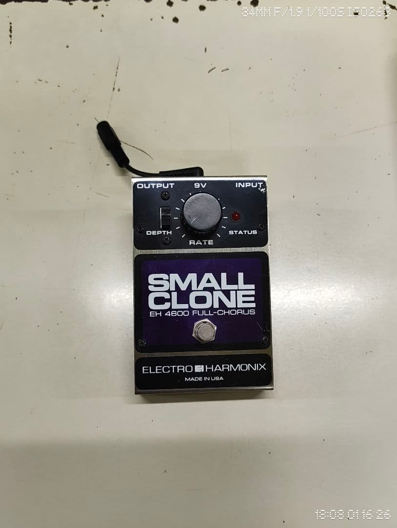 Electro-Harmonix Small Clone コーラス／変換プラグ付