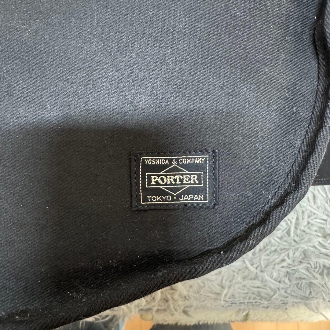 美品 ポーター ステイン メッセンジャーバッグ ショルダーバッグ A4 黒