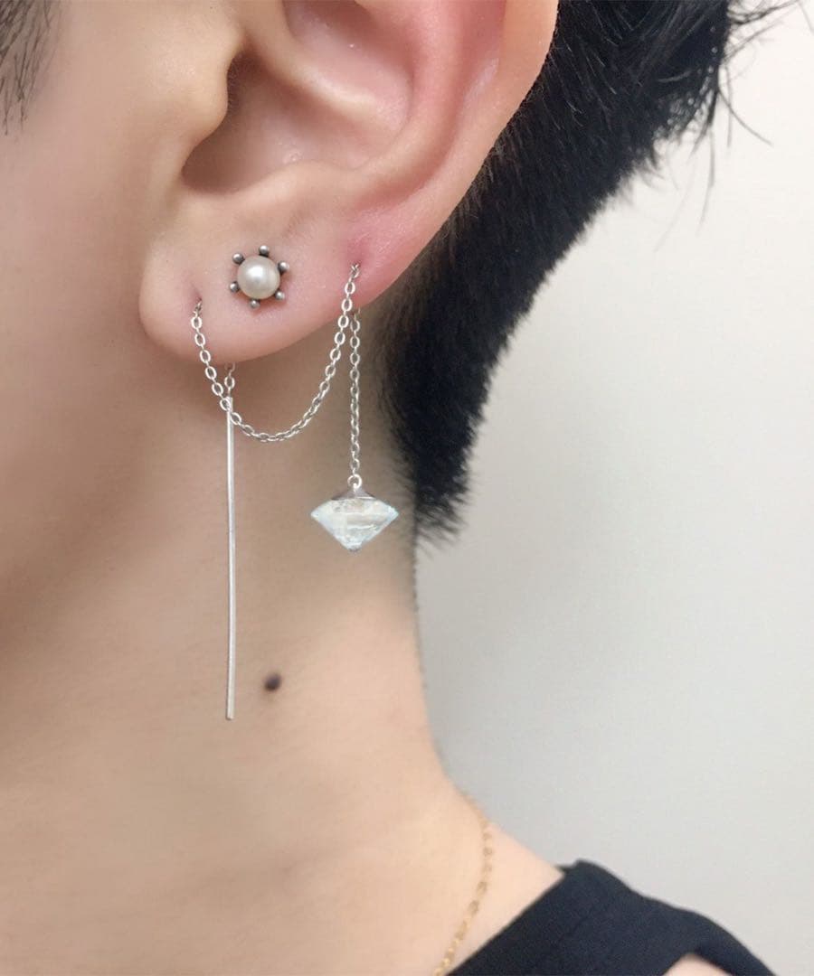 ◆e.m.◆美品！キュービックジルコニアピアス