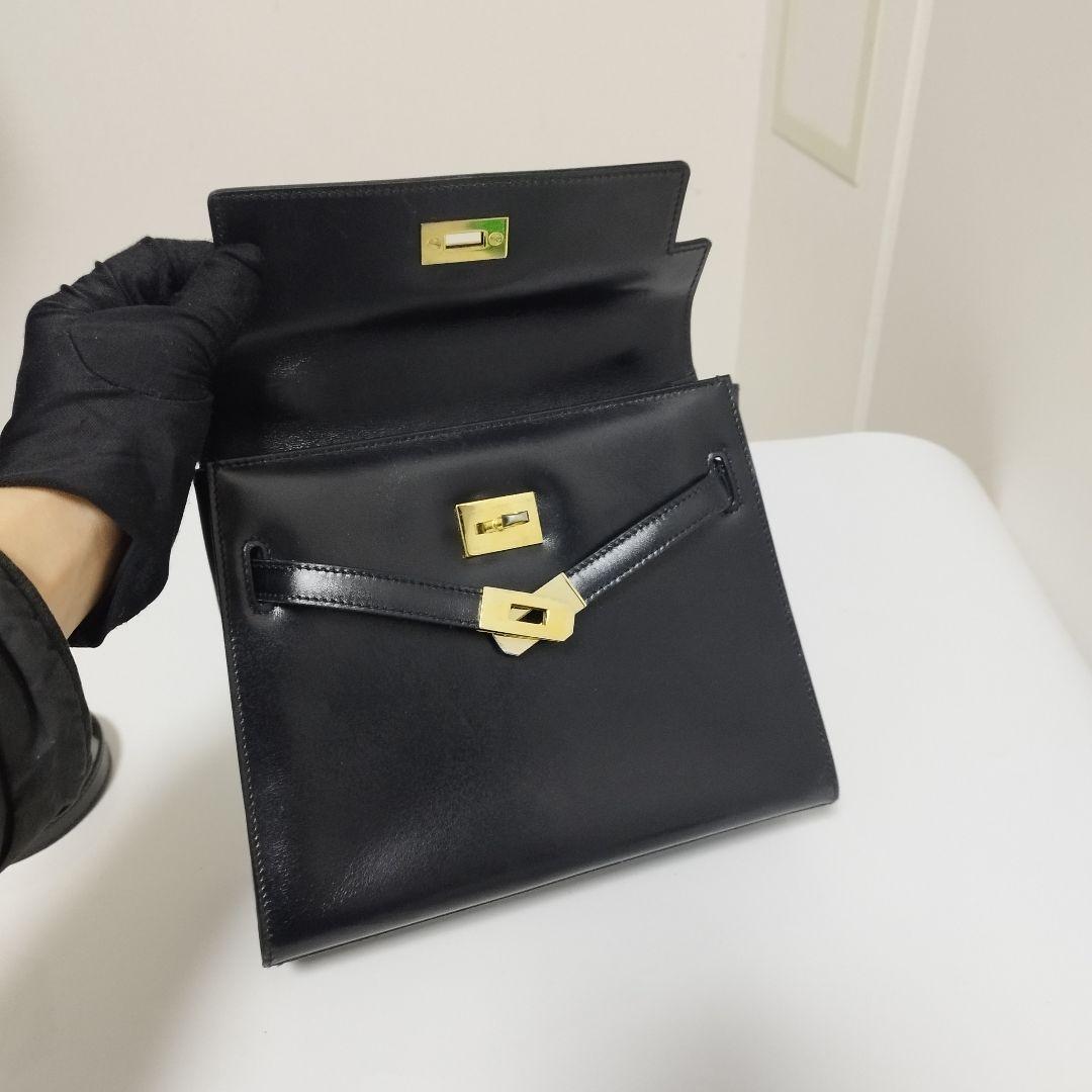 美品☆　バリー 2way　ハンドバッグ　ショルダーバッグ　ターンロック　ベルト