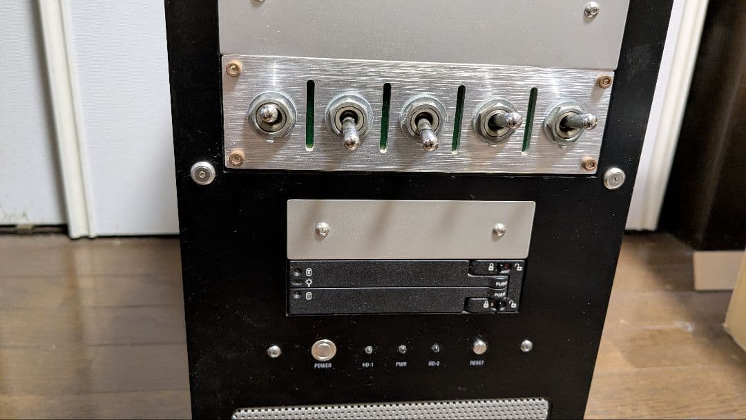 win10 16GB 2T i5 7600 アルミケース デスクトップパソコン