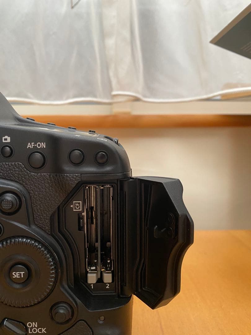 Canon EOS-1DX デジタル一眼レフカメラ