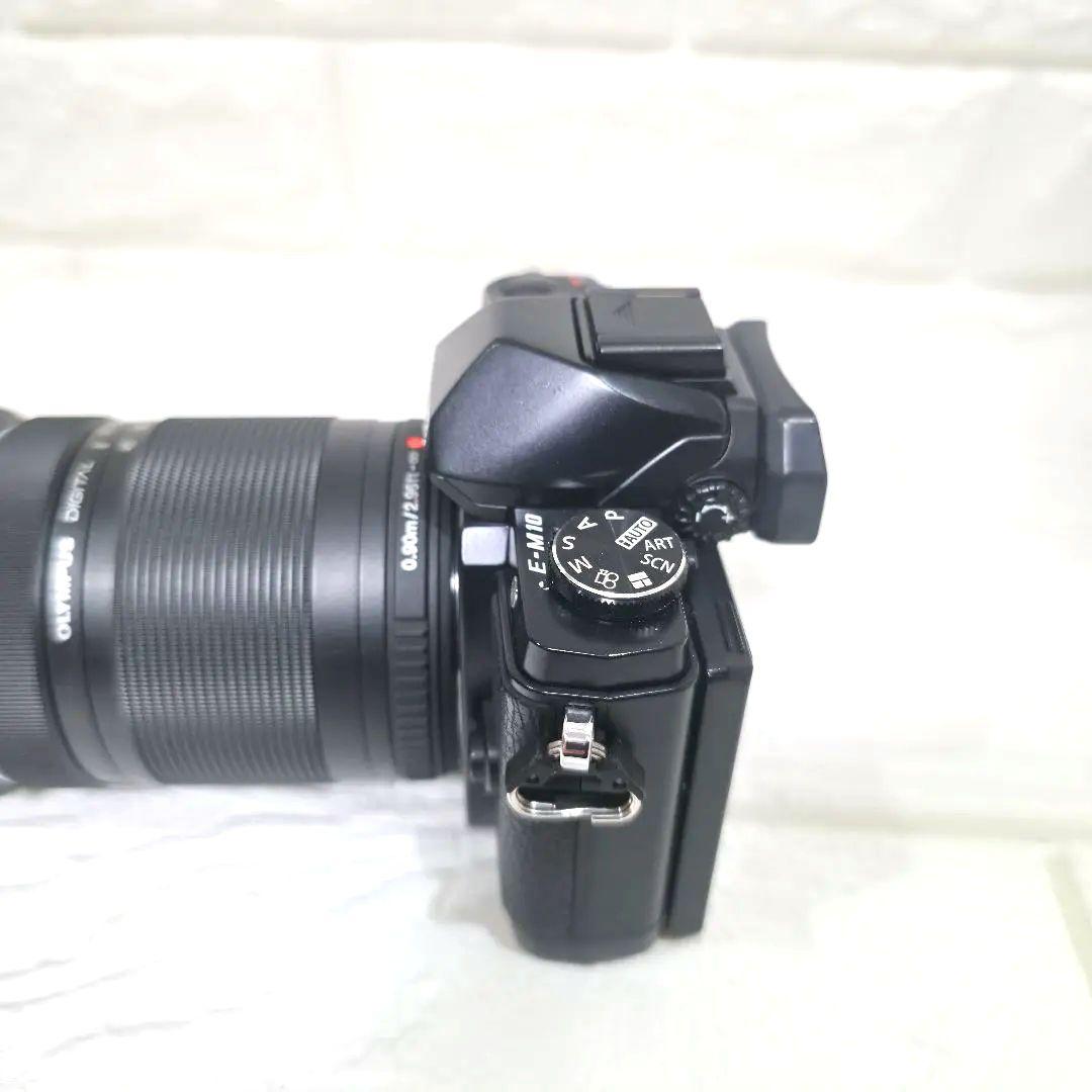481美品】OLYMPUS OM-D E-M10 MarkⅡ ダブルズームキット