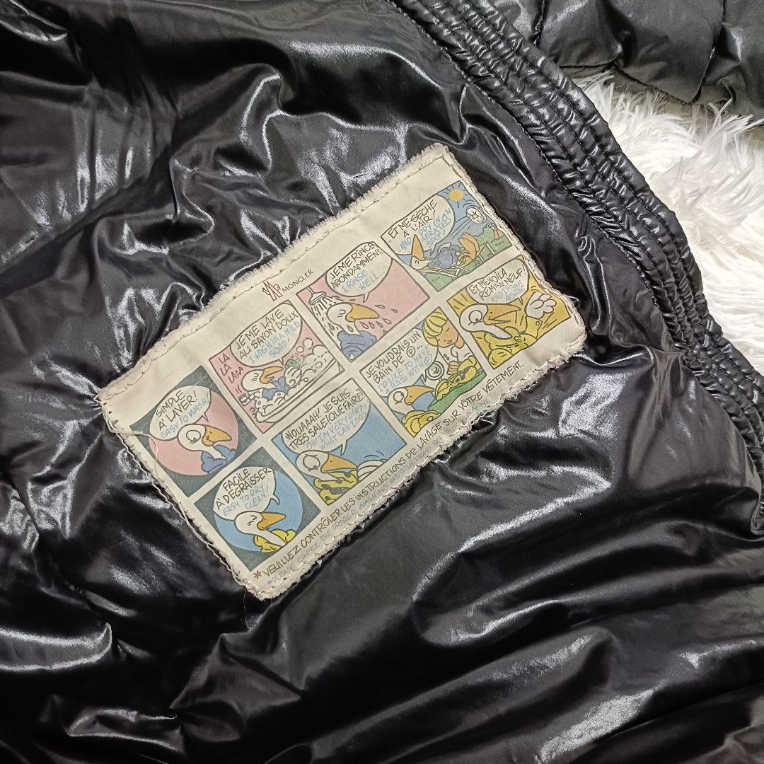 まいちゃん様　美品✨️モンクレール　MOKA サイズ2　ダウン　ブラック　 M