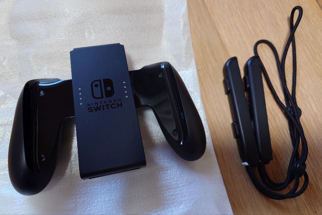NintendoSwitch本体2024年購入 動作確認済/付属品完備