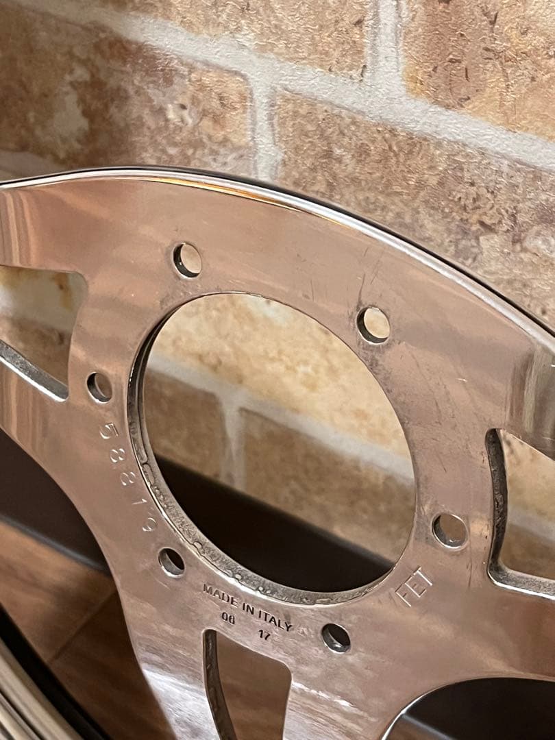 NARDI 4(FOUR) L ブラックレザー/POLスポーク　35パイ