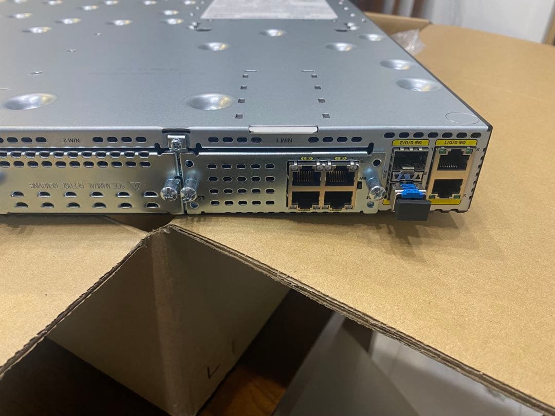 Cisco ISR4331/K9 サーバールーター