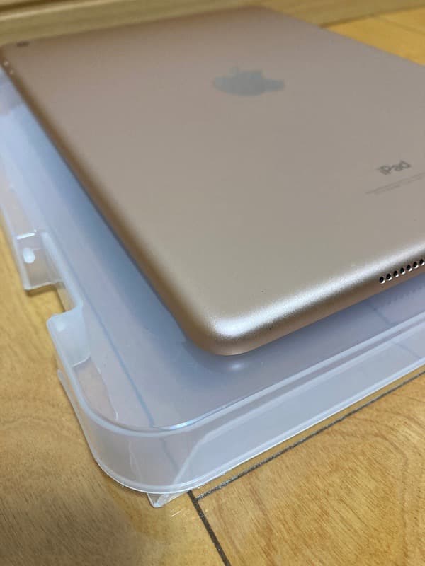 Apple iPad 第6世代 32GB wifiモデル ゴールド