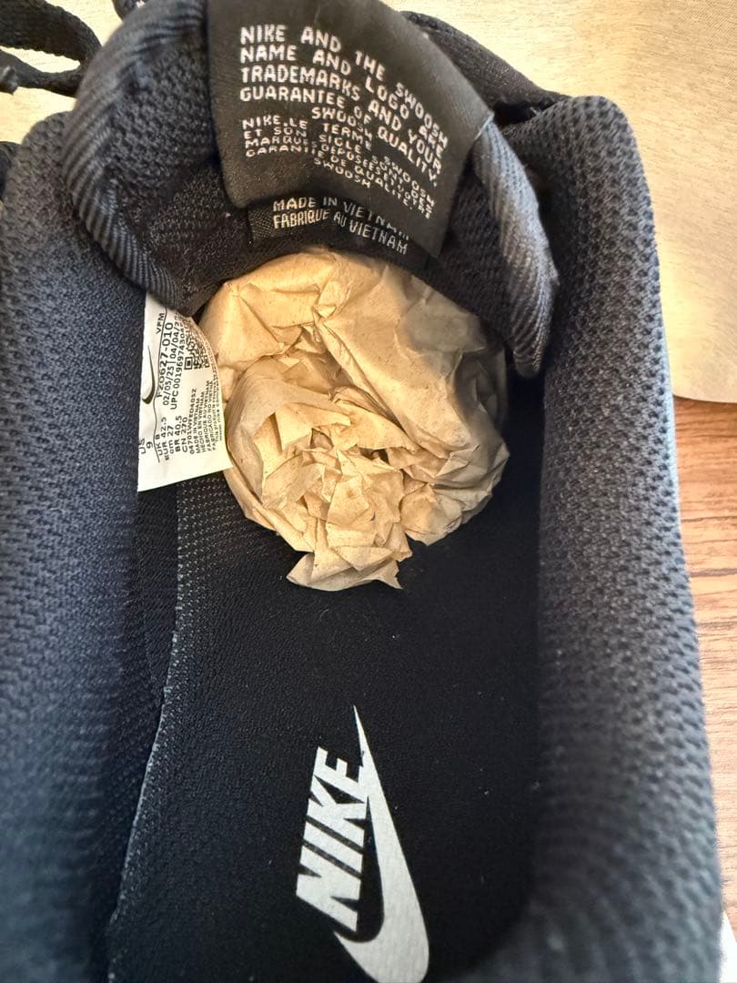 新品未使用品　Nike Air Force 1 ブラック/ホワイト