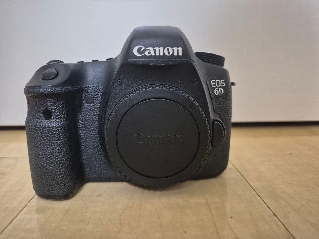 【フルサイズ】キヤノン EOS 6D(カメラバッグ付き)