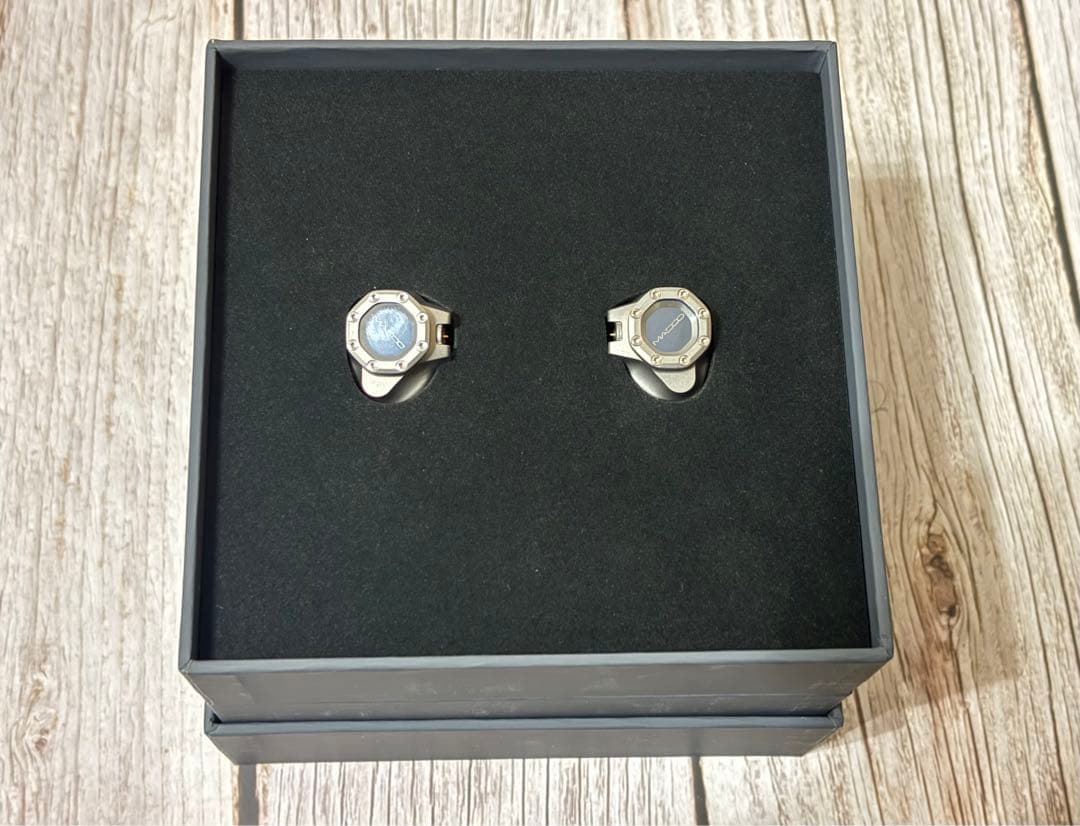 イヤホン MADOO Typ821