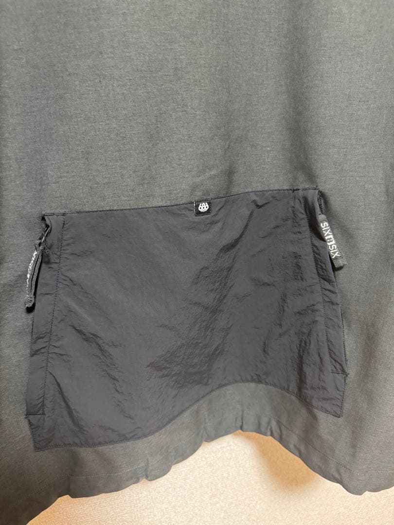 【美品】686 シックスエイトシックス スノーボードウェア ジャケット XL