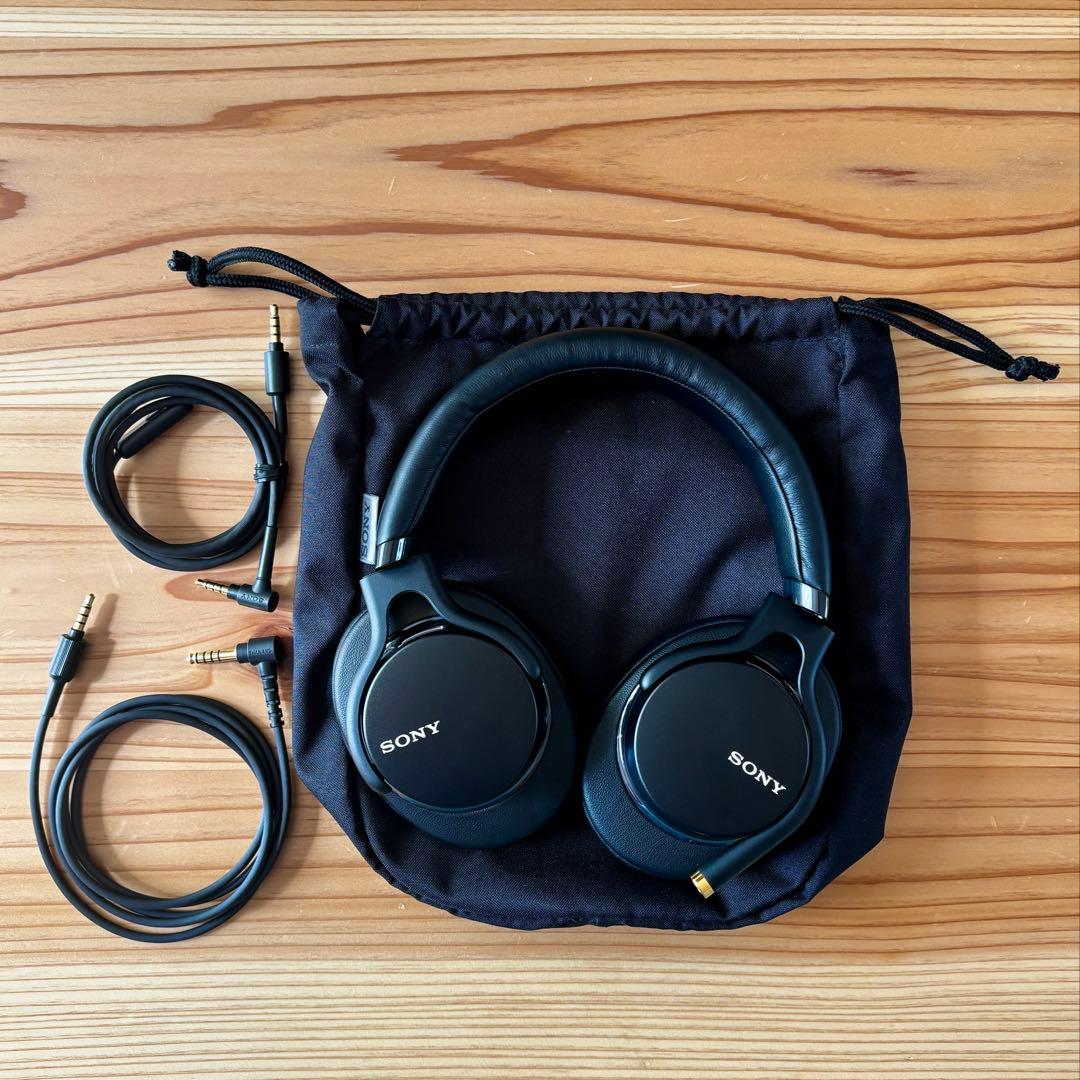 SONY MDR-1AM2 ｜純正ケーブル2本＋ポーチ付属