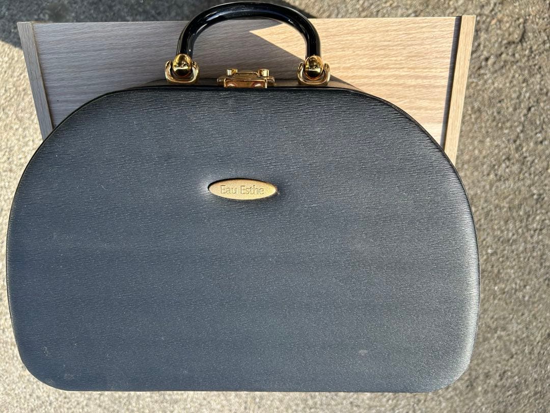 サロン用美顔器　Eau Esthe（オゥ・エステ）