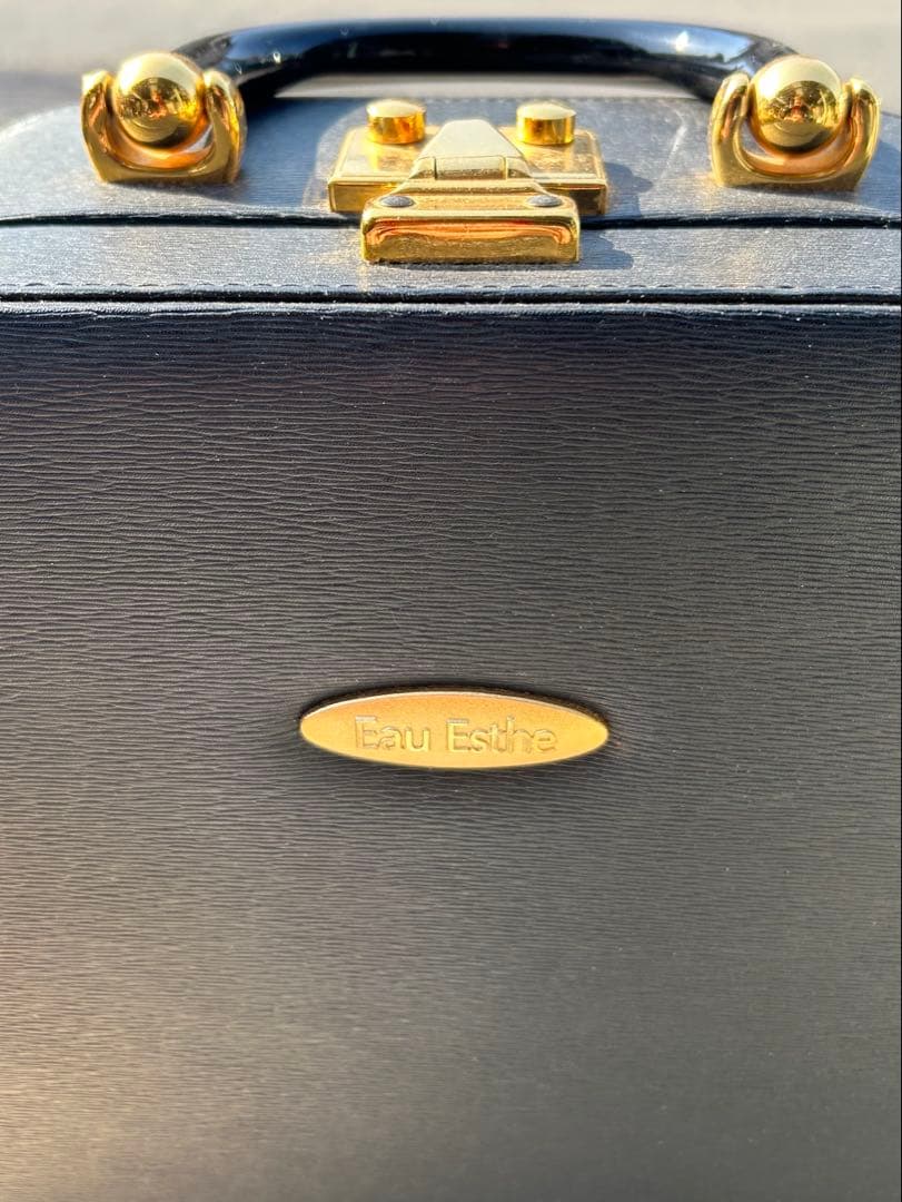 サロン用美顔器　Eau Esthe（オゥ・エステ）