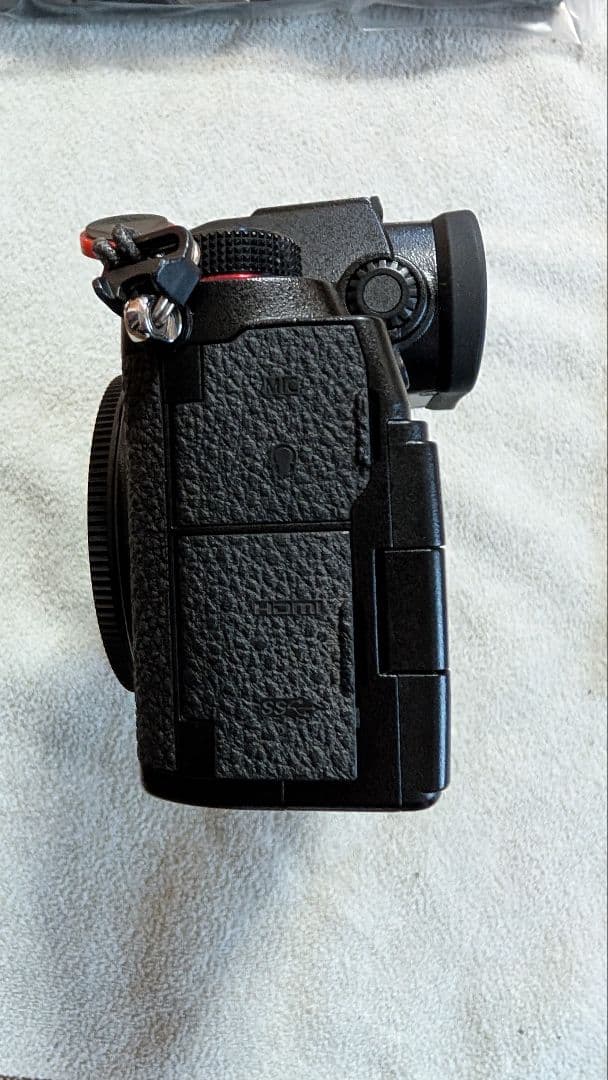 LUMIX S5 ミラーレス一眼カメラ 本体