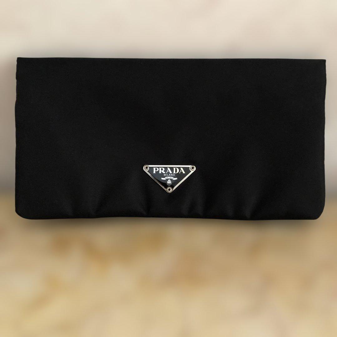PRADAプラダポーチ