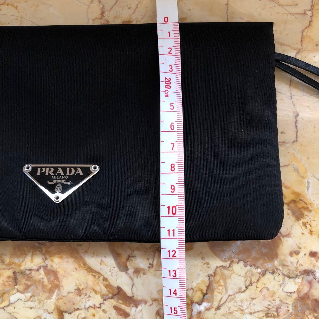 PRADAプラダポーチ