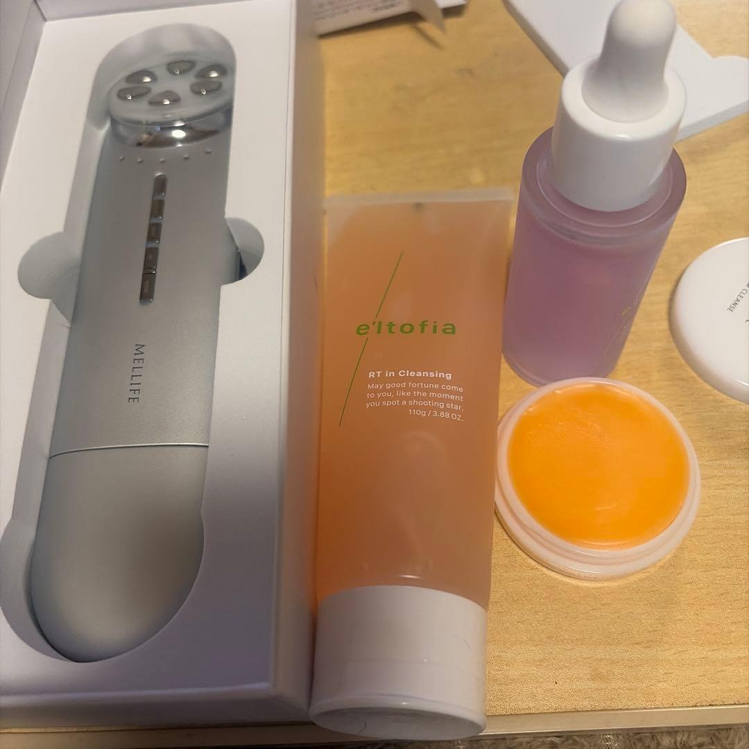 MELIFE 美顔器 LEDライト付き