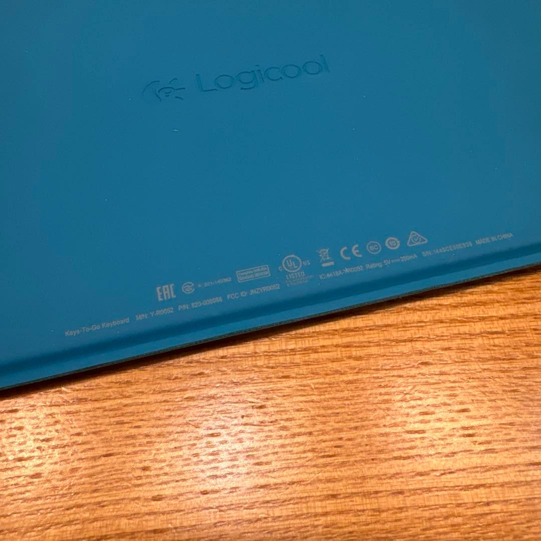 Lenovo Tab本体とクリアケース