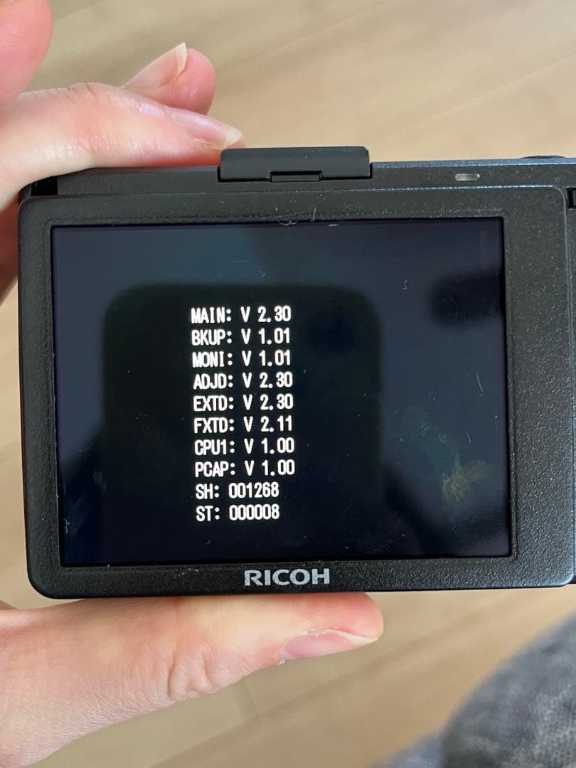 【ショット数極少】RICOH GR DIGITAL IV ブラック