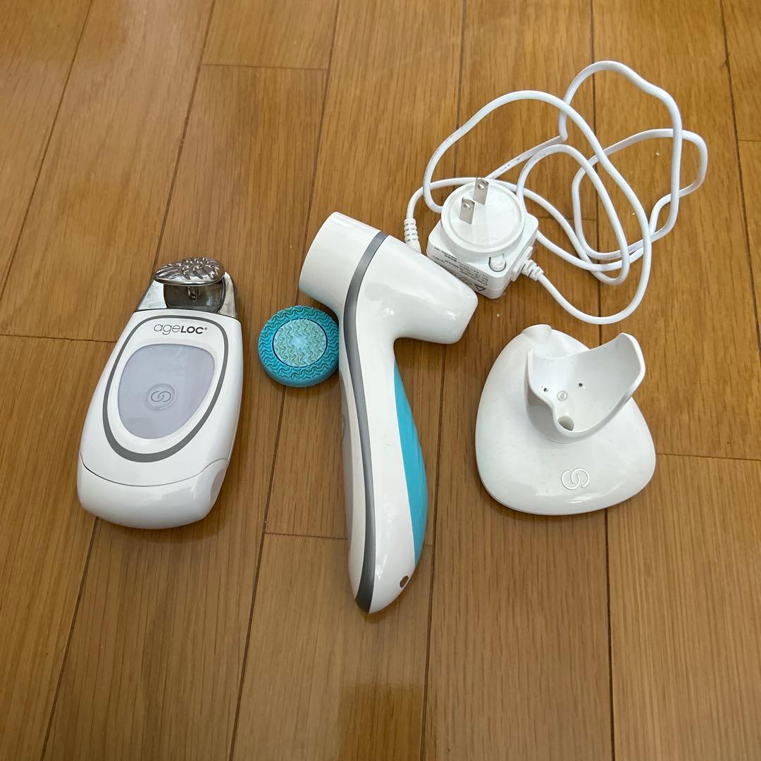 ageLOC スキンケアデバイス ホワイト/ブルー