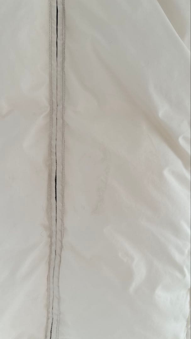 【Man Mara】ホワイトダウン　高級感お上品かつおしゃれ