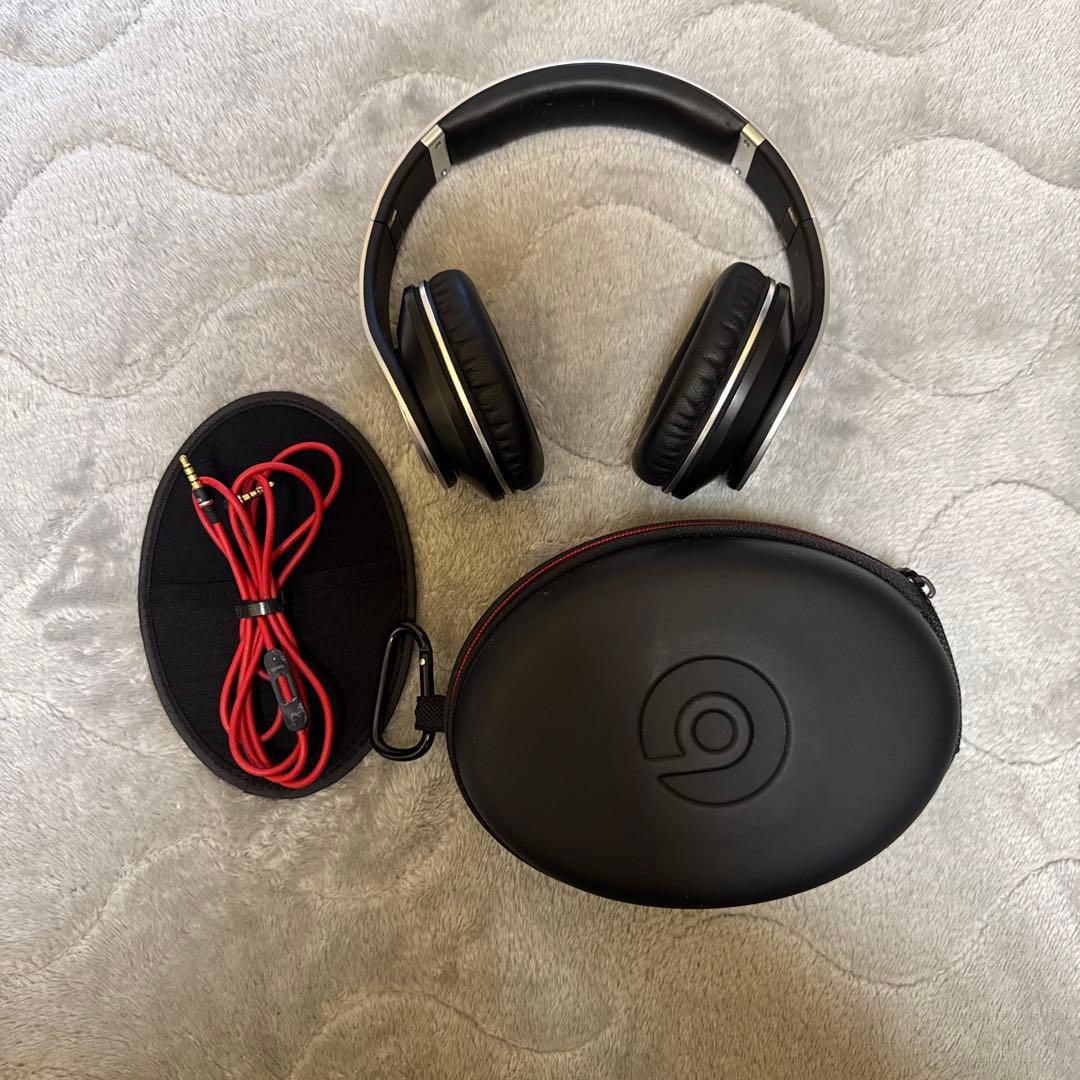 beats studio 初代　希少モデル　silver