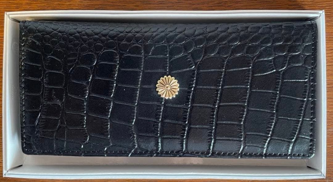 菊御紋　クロコダイル風牛革　黒　長財布