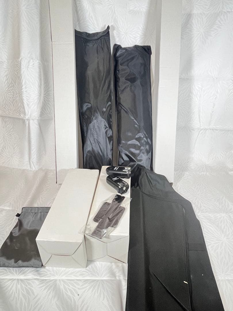 ソフトボックス 写真撮影照明キット 三脚付きと収納バック