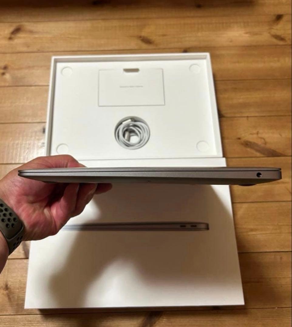 アップル2020 MacBook Air MWTJ2J/A