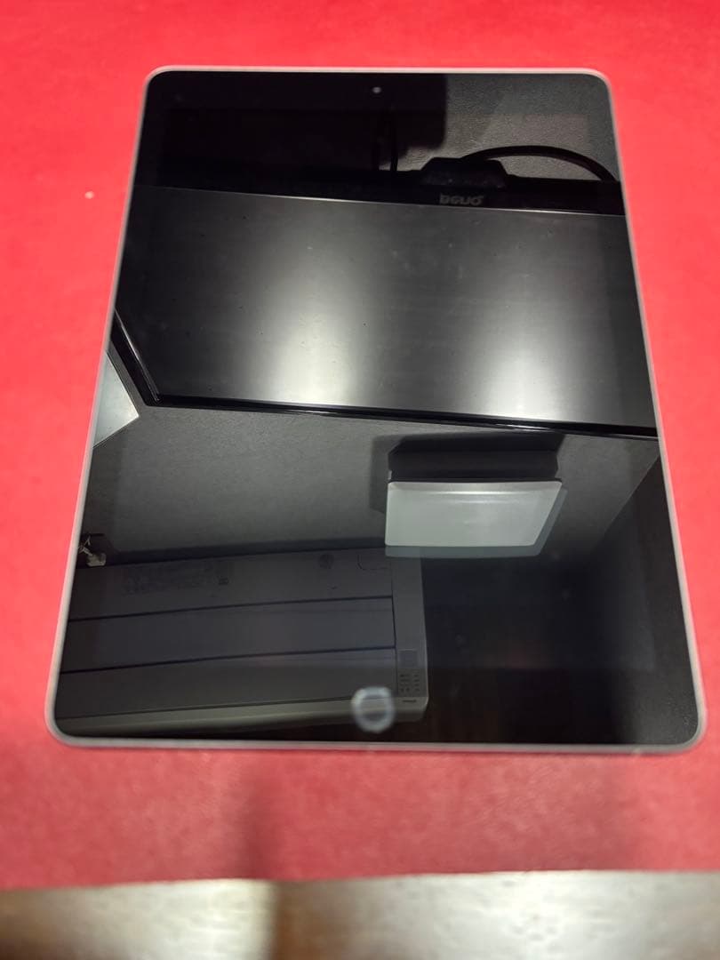 iPad スペースグレー 本体 + 純正タッチペン、赤色カバー