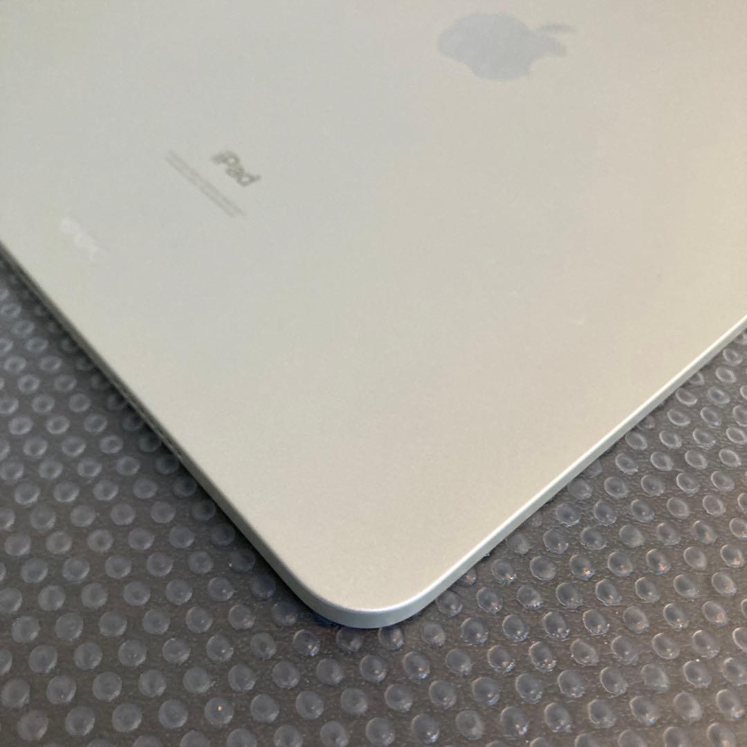 2576 電池ほぼ新品☆iPad Pro3 3世代 128GB 11インチ☆