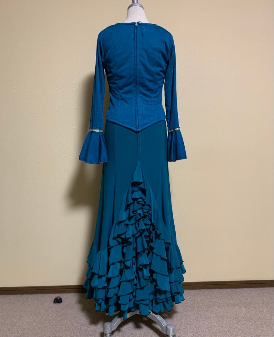 フラメンコ衣装ソニアジョーンズファルダ➕フリルブラウス上下　ターコイズ