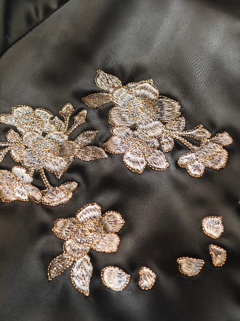 【超美品！】【超格好いい！】刺繍スカジャン黒サテン生地不死鳥 鳳凰 フェニックス