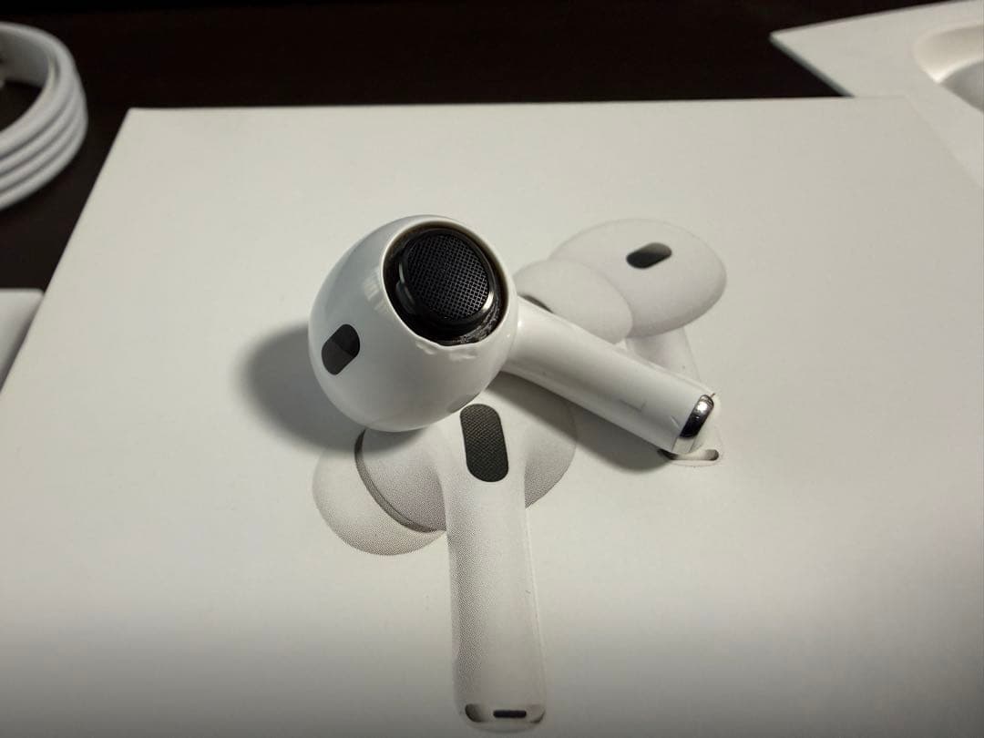 AirPods Pro 2 MagSafe充電ケースUSB-C MTJV3J/A